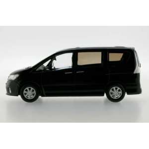 1/43 Nissan Serena 2010 черный