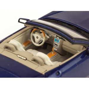 1/43 Cadillac XLR 2004 Blue (купе-кабриолет со складывающейся крышей)