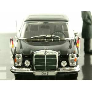 1/43 Mercedes-Benz 300 SEL 6.3 W109 WILLY BRANDT