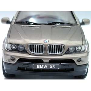 1/18 BMW X5 4.4i E53 FACE LIFT (GOLD)
