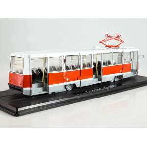 1/43 Трамвай КТМ-5М3 (71-605) красный с белым