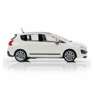 1/43 Peugeot 3008 Hybrid 4 2011 Nacre White