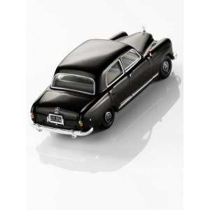 1/43 Mercedes-Benz 180 W120 60 лет Ponton-Mercedes 1953-1957