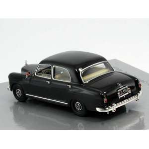 1/43 Mercedes-Benz 180 W120 60 лет Ponton-Mercedes 1953-1957