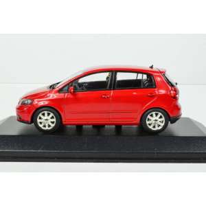 1/43 Volkswagen Golf Plus 2004 красный