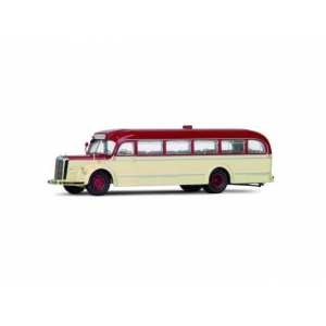 1/43 Mercedes-Benz O 6600 Bus бежевый с красным