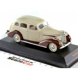 1/43 BUICK Series 40 Special 1936 бежевый/коричневый