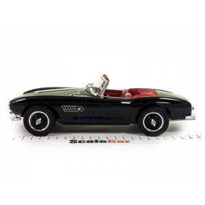 1/18 BMW 507 Roadster черный с красным салоном