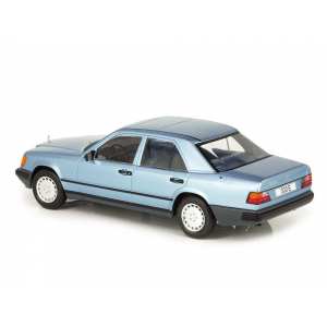1/18 Mercedes-Benz 300E W124 1984 голубой