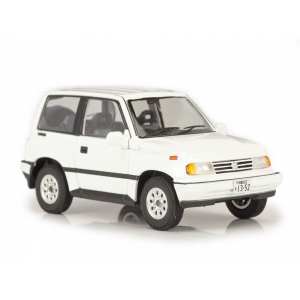 1/43 Suzuki Vitara 1992 белый