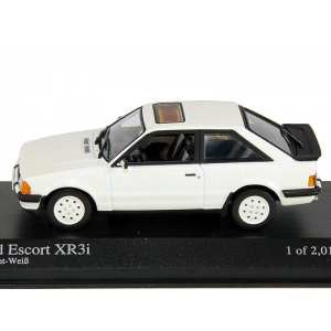 1/43 Ford ESCORT III XR3I - 1982 - WHITE