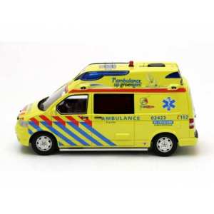 1/43 Volkswagen T5 Ambulance Fryslan 2010