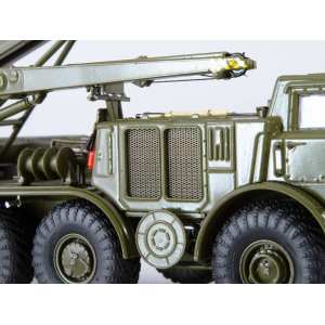 1/43 ЛУНА-М 9П113 с ракетой 9M21 на шасси ЗИЛ-135ЛМ хаки