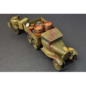 1/35 Автомобиль SOVIET 2t TRUCK AAA TYPE w/FIELD KITCHEN