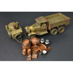 1/35 Автомобиль SOVIET 2t TRUCK AAA TYPE w/FIELD KITCHEN