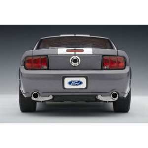 1/18 Ford MUSTANG GT COUPE 2007 (APPEARANCE PACKAGE OPTION)(TUNGSTEN GREY METALLIC)