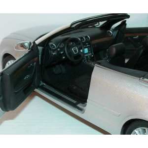 1/18 Audi A4 Cabrio (B6) Facelift 2005 серебристый