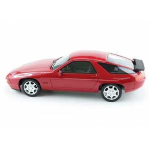 1/18 Porsche 928 Club Sport 1988 красный