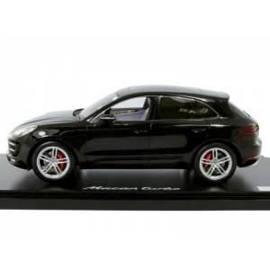 1/18 Porsche Macan Turbo черный мет