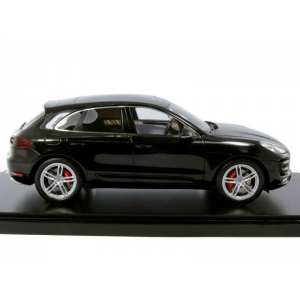 1/18 Porsche Macan Turbo черный мет