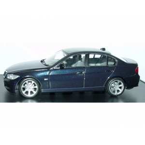 1/43 BMW 3er (E90) monacobluemet.