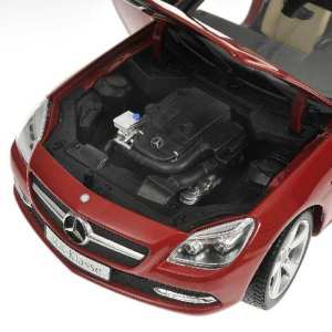 1/18 Mercedes-Benz SLK-CLASS - 2011 - RED