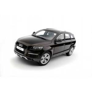 1/18 Audi Q7 FACELIFT 2011 (TICK-BROWN)