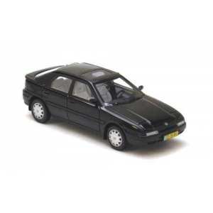 1/43 Mazda 323F MK1 1992 черный металлик