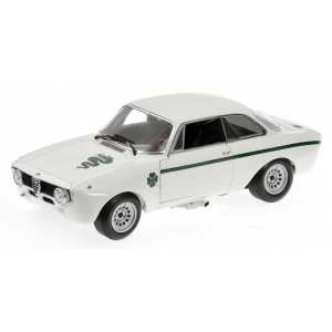 1/18 ALFA ROMEO GTA 1300 JUNIOR - 1972 - WHITE