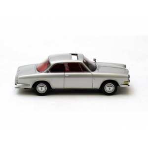 1/43 BMW 3200 CS Bertone Silver 1961