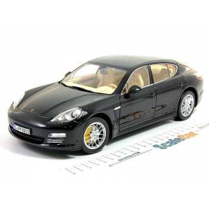 1/18 Porsche Panamera 4S 2009 Black