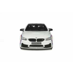 1/18 BMW M4 F32 Pack Performance Alpine White III белый