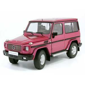 1/18 MERCEDES-BENZ G WAGON G500 90S SWB (RED)