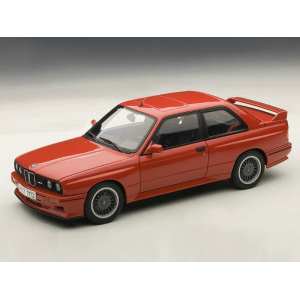 1/18 BMW M3 E30 SPORT EVOLUTION 1990 (RED)