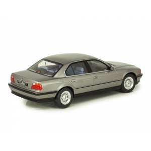 1/18 BMW 7-series 740i (E38) 1994 серый металлик
