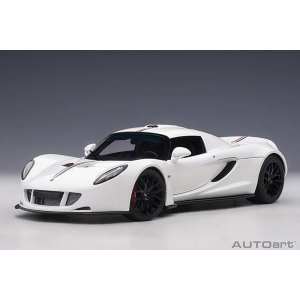 1/18 Hennessey Venom GT Spyder (World Fastest Edition) белый