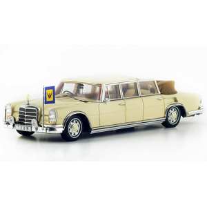 1/43 Mercedes-Benz 600 Pullman Landaulet W100 1969 - King Rama IX Thailand 88