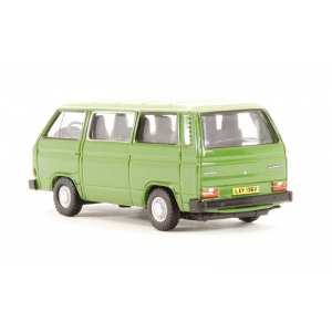 1/76 Volkswagen T3 Bus 1979 green/light green