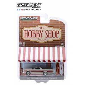 1/64 Ford Ranchero Squire with surfboards 1973