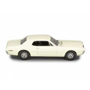 1/43 Mercury Cougar 1967 белый