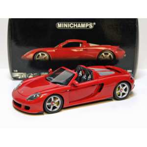 1/18 Porsche Carrera GT 2004 красный