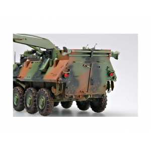 1/35 American armored personnel carrier of the US Marine Corps LAV-R