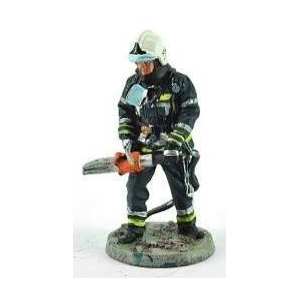 1/32 Belgian firefighter with hydraulic shears 2003