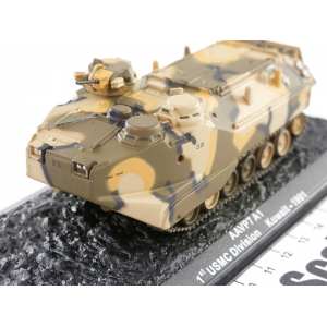 1/72 Armored personnel carrier AAVP7A1 1st USMC Division Kuwait
