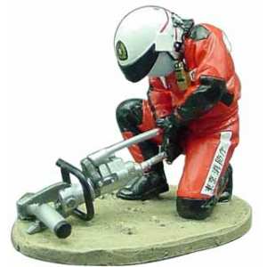 1/32 Japanese firefighter with hydraulic cutters, Tokyo 2004