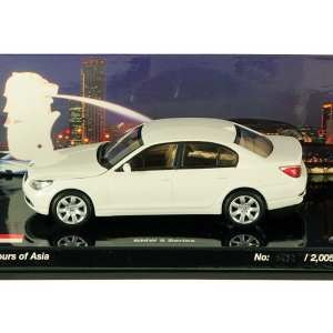 1/43 BMW 5 series E60 белый Flavours of Asia