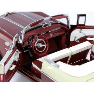 1/18 Pontiac Star Chief Open Convertible 1955 (White mist/Persian Maroon)