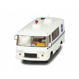 1/43 Clark Cortez Astronaut Van Apollo 11 NASA 1969 белый