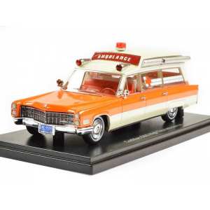 1/43 Cadillac S&S High Top Ambulance (скорая медицинская помощь) 1966 белый с оранжевым