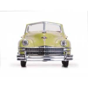 1/43 Chrysler Town & Country 1947 Yellow Lustre желтый